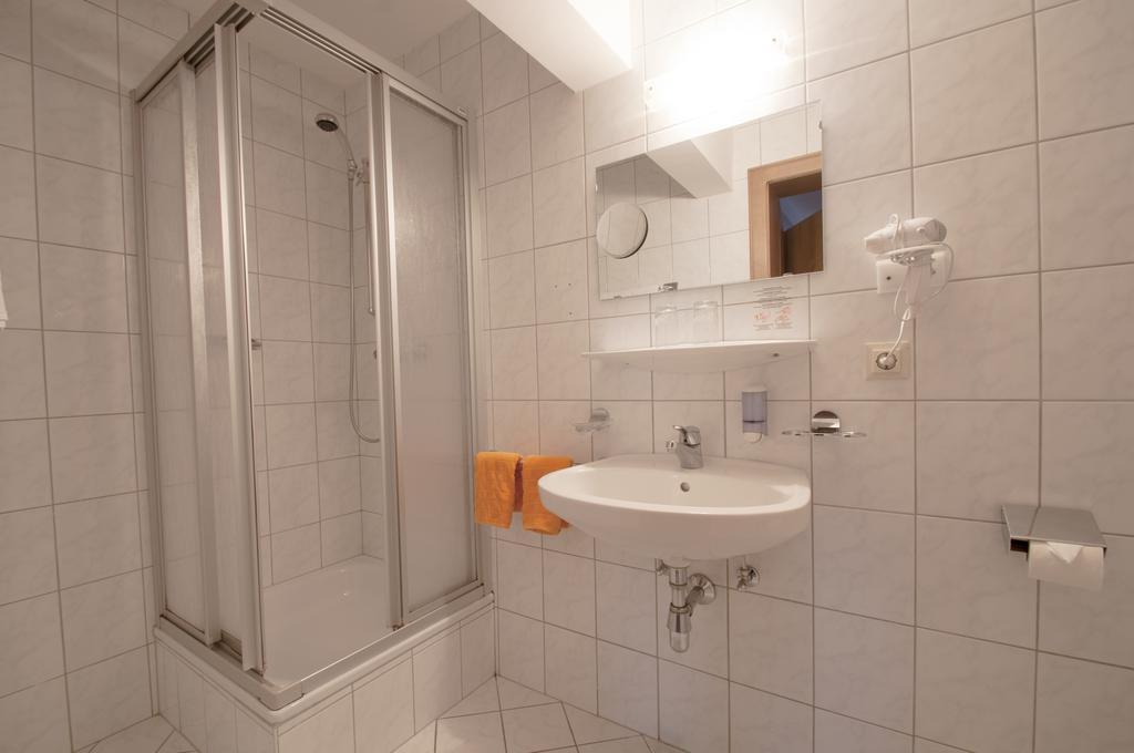 Hotel Alpenfriede Jerzens Kültér fotó